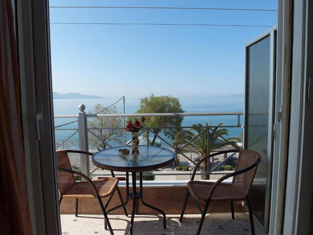 Hotel Alexandrion Kalamata Exterior photo